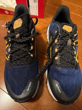 New Balance Men’s Navy, Black and Yellow Athletic Running Shoes